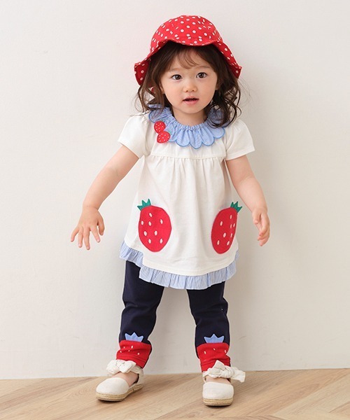 baby cheer（ベイビーチアー）の「いちごアップリケチュニック