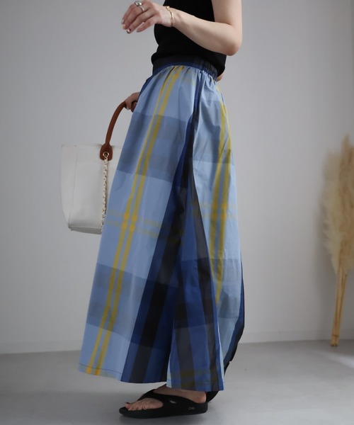 ap retro(アプレトロ)の「チェックボリュームフレアスカート(スカート・レディース・ネイビー/アイボリー/ブラック/ベージュ/ブルー/ブルー系その他/グリーン/ライトブルー・FREE)」の12枚目の写真