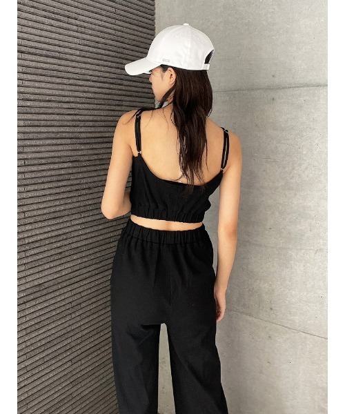 ENVYM（アンビー）の「ナローストラップＡＩＯ（つなぎ/オールインワン・レディース・ブラック/ベージュ/ブラウン・FREE）」の5枚目の写真