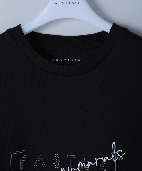NUMERALS（ヌメラルズ）の「【UNISEX】[NUMERALS]UDRプリントBASICTシャツ（Tシャツ/カットソー・メンズ・ブラック/ホワイト・LARGE/MEDIUM）」の3枚目の写真
