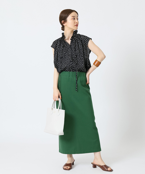 IENA（イエナ）の「《追加》プレミアム天竺タイトスカート（スカート・レディース・ブラック/グリーン・38/36）」の14枚目の写真