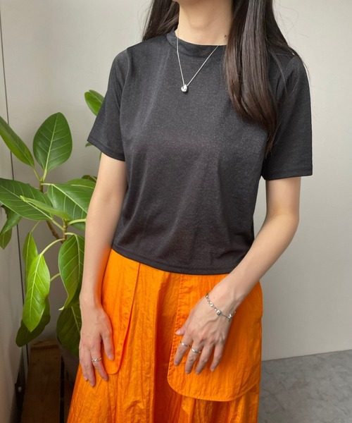 JUGLANS(ユグランス)の「☆ 圧倒的着回し力。ラメTEE 251328(Tシャツ/カットソー・レディース・イエロー/ブラック/シルバー・FREE)」の2枚目の写真