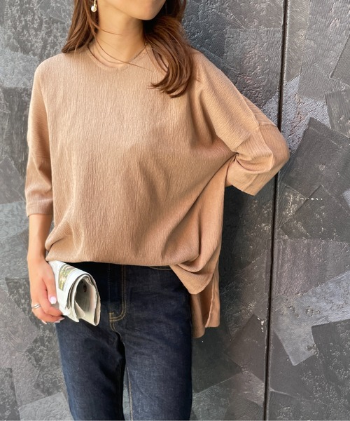 Meli rich（メリーリッチ）の「ラフさと上品さを両立。ミニプリーツビッグTシャツ（Tシャツ/カットソー・レディース・カーキ/モカ/ライトベージュ/チャコール・M/L）」の3枚目の写真