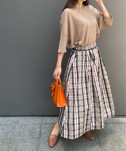 Meli rich（メリーリッチ）の「ラフさと上品さを両立。ミニプリーツビッグTシャツ（Tシャツ/カットソー・レディース・カーキ/モカ/ライトベージュ/チャコール・M/L）」の9枚目の写真