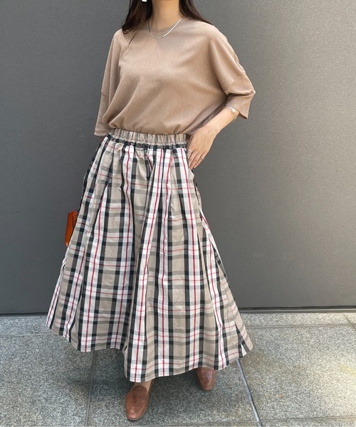 Meli rich（メリーリッチ）の「ラフさと上品さを両立。ミニプリーツビッグTシャツ（Tシャツ/カットソー・レディース・カーキ/モカ/ライトベージュ/チャコール・M/L）」の7枚目の写真