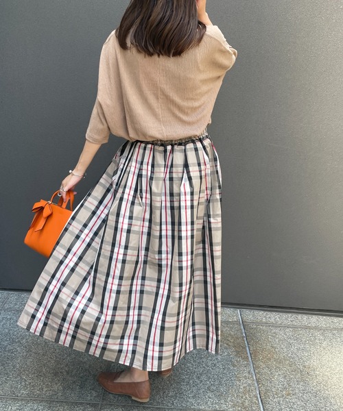 Meli rich（メリーリッチ）の「ラフさと上品さを両立。ミニプリーツビッグTシャツ（Tシャツ/カットソー・レディース・カーキ/モカ/ライトベージュ/チャコール・M/L）」の11枚目の写真