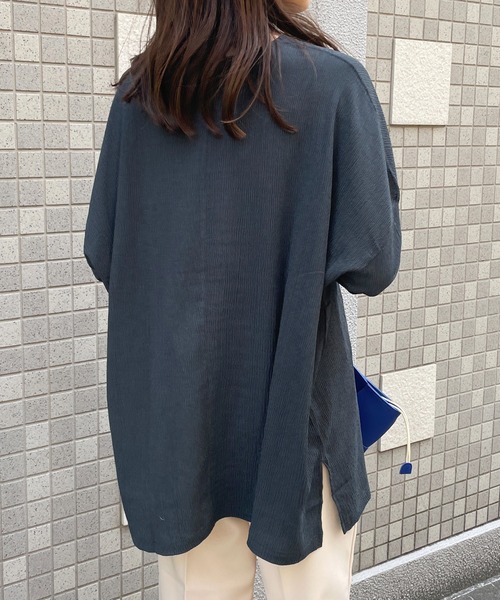 Meli rich（メリーリッチ）の「ラフさと上品さを両立。ミニプリーツビッグTシャツ（Tシャツ/カットソー・レディース・カーキ/モカ/ライトベージュ/チャコール・M/L）」の20枚目の写真