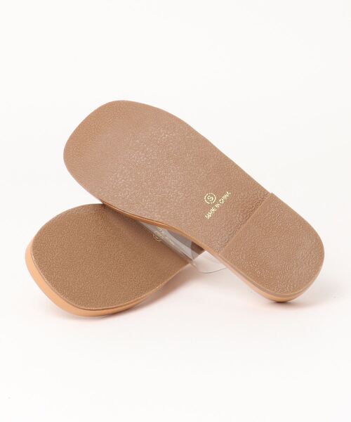 one after another NICE CLAUP（ワンアフターアナザーナイスクラップ）の「フラットソールPVCサンダル（サンダル・レディース・オフホワイト/キャメル・SMALL/MEDIUM/LARGE）」の12枚目の写真