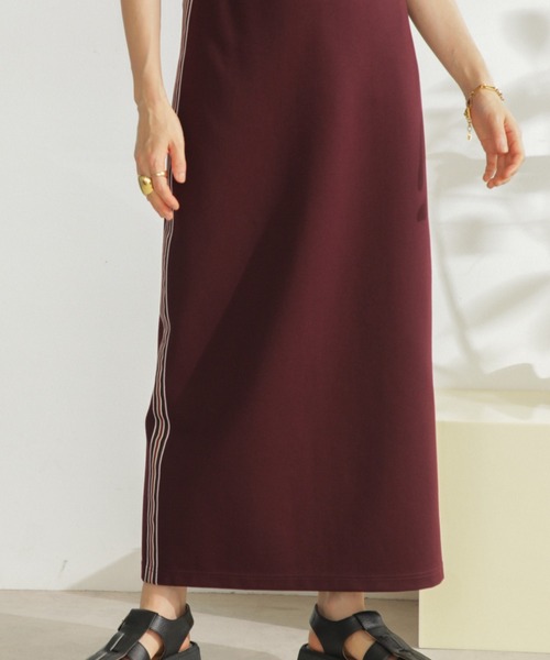 ROSE BUD（ローズバッド）の「サイドラインテープスカート（スカート・レディース・ブラック/ボルドー/グリーン・FREE）」の13枚目の写真