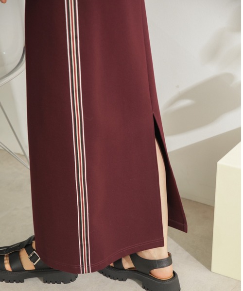 ROSE BUD（ローズバッド）の「サイドラインテープスカート（スカート・レディース・ブラック/ボルドー/グリーン・FREE）」の17枚目の写真