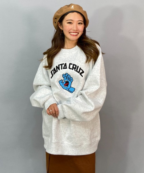 SANTA CRUZ(サンタクルーズ)の「【ムラサキスポーツ別注】SANTACRUZ/サンタクルーズ ビッグシルエット/オーバーサイズ/ロゴスウェット 502223332(スウェット・レディース・グレー/ブラック/グリーン・L/M)」の9枚目の写真