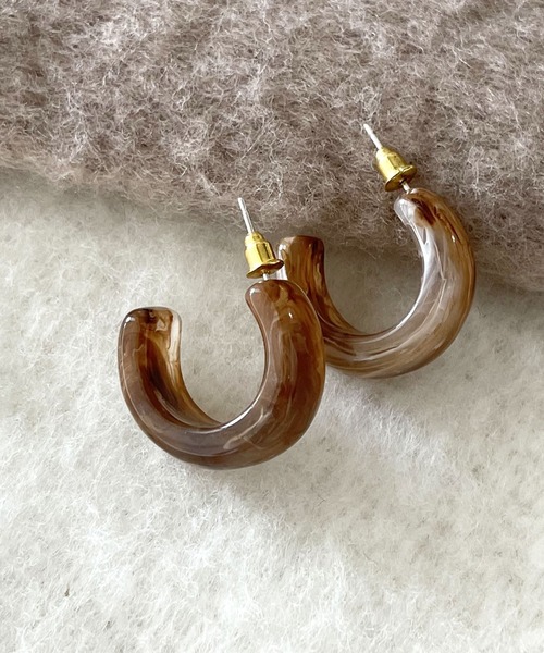 Shelly island（シェリーアイランド）の「マーブルフープピアス（ピアス（両耳用）・レディース・ブラウン/グリーン・FREE）」の6枚目の写真