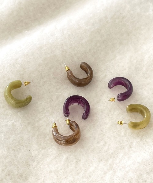 Shelly island（シェリーアイランド）の「マーブルフープピアス（ピアス（両耳用）・レディース・ブラウン/グリーン・FREE）」の7枚目の写真