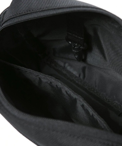 NEW ERA(ニューエラ)の「【NEW ERA】ショルダーポーチ ラージ 2L(ショルダーバッグ・メンズ・ブラック系その他/ブラック/グリーン系カモフラージュ・ONESIZE)」の21枚目の写真