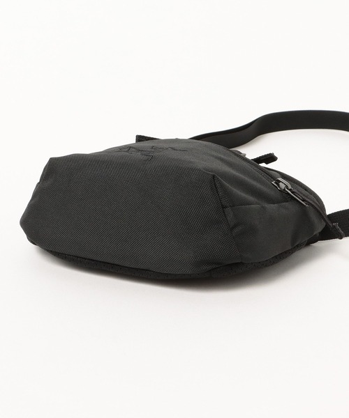 BEAMS BOY（ビームスボーイ）の「ARC’TERYX / MANTIS1 WAISTPACK（ボディバッグ/ウエストポーチ・レディース・ブラック/ブラウン系その他4/ネイビー/ベージュ/ブラック系その他4/ブラック×ブラック/ナチュラル/ピンク/オフホワイト/レッド・ONE SIZE）」の15枚目の写真