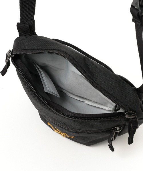 BEAMS BOY（ビームスボーイ）の「ARC’TERYX / MANTIS1 WAISTPACK（ボディバッグ/ウエストポーチ・レディース・ブラック/ブラウン系その他4/ネイビー/ベージュ/ブラック系その他4/ブラック×ブラック/ナチュラル/ピンク/オフホワイト/レッド・ONE SIZE）」の19枚目の写真
