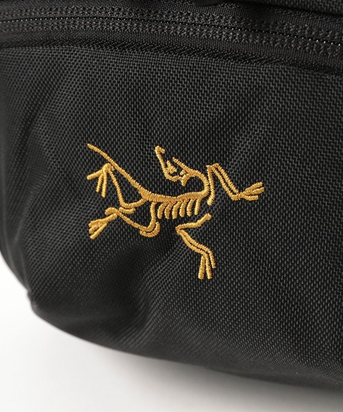 BEAMS BOY（ビームスボーイ）の「ARC’TERYX / MANTIS1 WAISTPACK（ボディバッグ/ウエストポーチ・レディース・ブラック/ブラウン系その他4/ネイビー/ベージュ/ブラック系その他4/ブラック×ブラック/ナチュラル/ピンク/オフホワイト/レッド・ONE SIZE）」の17枚目の写真