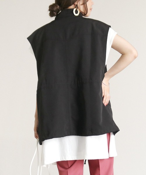 reca（レカ）の「スタンドカラーポケット付きベスト（ベスト・レディース・ブラック/カーキ・M）」の4枚目の写真