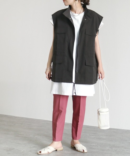 reca（レカ）の「スタンドカラーポケット付きベスト（ベスト・レディース・ブラック/カーキ・M）」の7枚目の写真