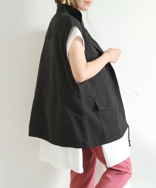 reca（レカ）の「スタンドカラーポケット付きベスト（ベスト・レディース・ブラック/カーキ・M）」の5枚目の写真