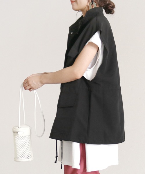 reca（レカ）の「スタンドカラーポケット付きベスト（ベスト・レディース・ブラック/カーキ・M）」の6枚目の写真