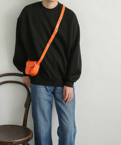 SENSE OF PLACE by URBAN RESEARCH（センスオブプレイスバイアーバンリサーチ）の「『ユニセックス』フェイクレザーフラップミニショルダー（ショルダーバッグ・メンズ・ブルー/オレンジ/ブラック/グリーン・ONE）」の10枚目の写真