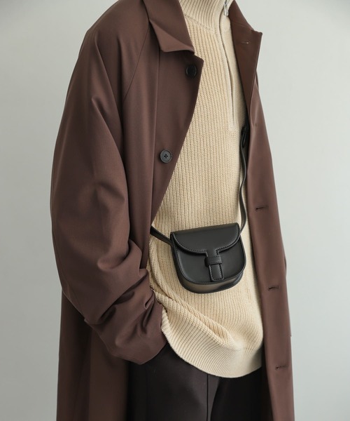 SENSE OF PLACE by URBAN RESEARCH（センスオブプレイスバイアーバンリサーチ）の「『ユニセックス』フェイクレザーフラップミニショルダー（ショルダーバッグ・メンズ・ブルー/オレンジ/ブラック/グリーン・ONE）」の8枚目の写真