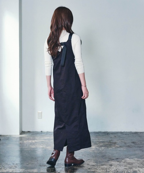 ECRIRE（エクリール）の「【creamコラボ】フロントジップジャンスカ（ジャンパースカート・レディース・ブラック/ブラウン/カーキ・M/L）」の8枚目の写真