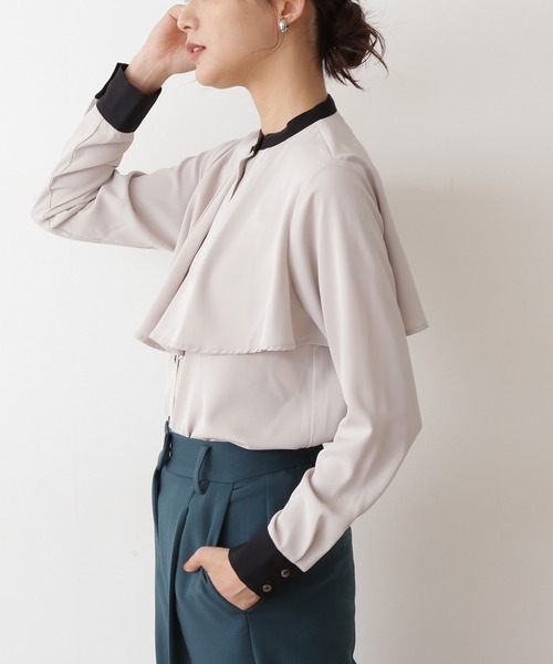 N.（N. Natural Beauty Basic）（エヌエヌナチュラルビューティーベーシック）の「◆バイカラーケープトロミブラウス（シャツ/ブラウス・レディース・オフホワイト/ライトグリーン/ナチュラル・MEDIUM）」の9枚目の写真