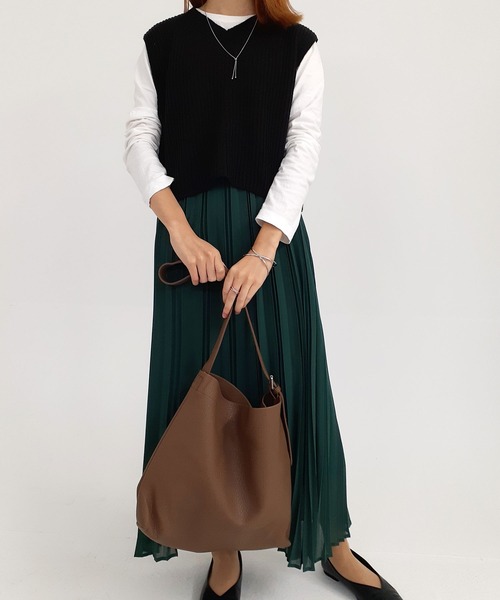 thank U more（サンキューモア）の「レザー ビッグ ショルダーバッグ（ショルダーバッグ・レディース・ダークベージュ/ブラウン/キャメル/ブラック・FREE）」の17枚目の写真