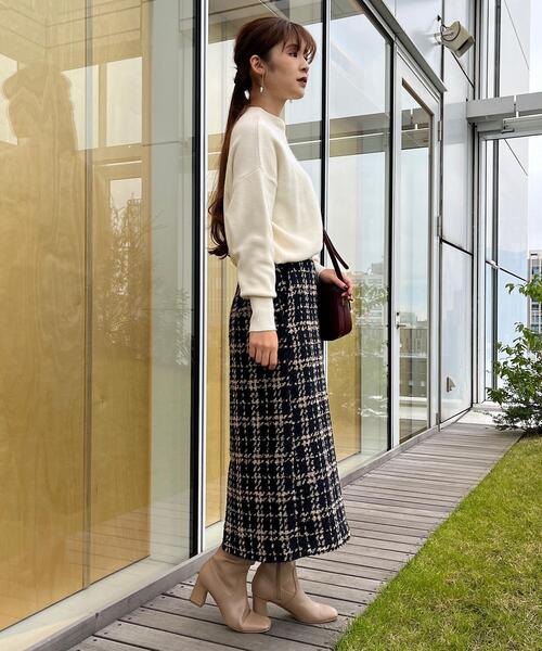 couture brooch(クチュールブローチ)の「◆【パッと目を惹く主役級アイテム】ループツイードナローロングスカート(スカート・レディース・ブラック系1/ネイビー系1・36/38/40/42)」の4枚目の写真