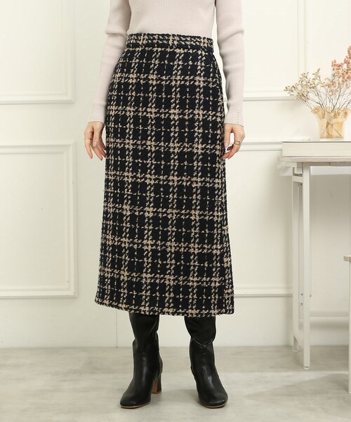 couture brooch(クチュールブローチ)の「◆【パッと目を惹く主役級アイテム】ループツイードナローロングスカート(スカート・レディース・ブラック系1/ネイビー系1・36/38/40/42)」の17枚目の写真
