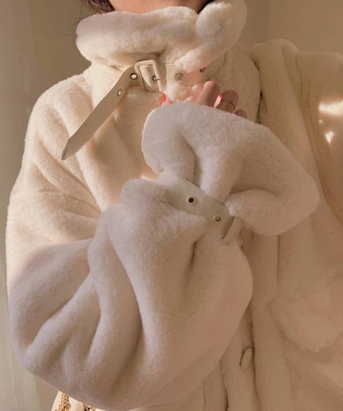 aimoha（アイモハ）の「フェイクファー　ムートンジャケット（ムートンコート・レディース・ホワイト/ピンク・SMALL/MEDIUM/LARGE）」の8枚目の写真