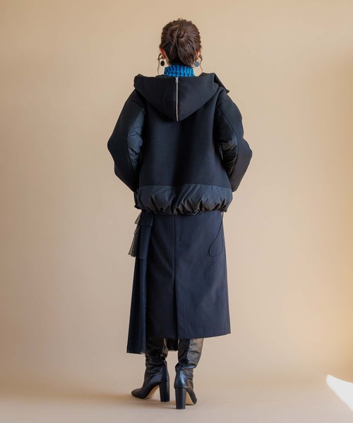 RAW FUDGE（ローファッジ）の「起毛ニット×タフタ２WAYフードダウン（ダウンジャケット/コート・レディース・ブラック/オフホワイト・M）」の19枚目の写真