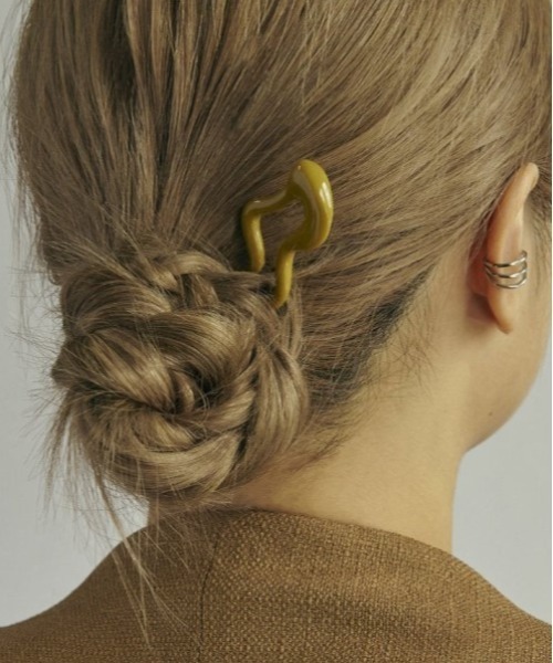 GOLDY(ゴールディ)の「【GOLDY】ニュアンス ウェーブ U字コーム かんざし ※(その他ヘアアクセサリー・レディース・カーキ/ブルー/ベージュ/ネイビー・FREE)」の6枚目の写真