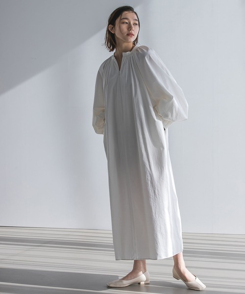 e/rm（イーアールエム）の「【e/rm】ボリュームスリーブワンピース（ワンピース・レディース・アイボリー/ブラック・FREE）」の4枚目の写真