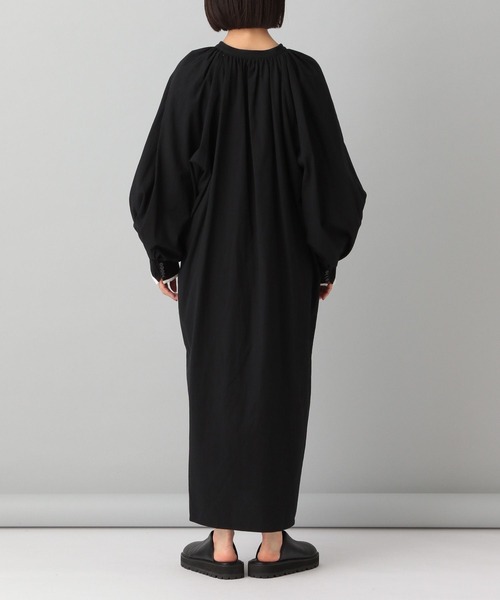 e/rm（イーアールエム）の「【e/rm】ボリュームスリーブワンピース（ワンピース・レディース・アイボリー/ブラック・FREE）」の19枚目の写真