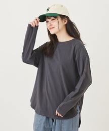 CUBE SUGAR（キューブシュガー）の「WEB限定無地カットソーラウンドヘムロングTシャツ（Tシャツ/カットソー）」