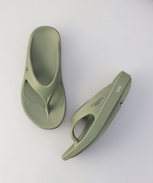 FREAK'S STORE（フリークスストア）の「OOFOS/ウーフォス OOriginal/ウーオリジナル（サンダル・レディース・ブラック/グレー/グリーン/ワインレッド/ベージュ/サックスブルー・7/6/8/5）」の5枚目の写真