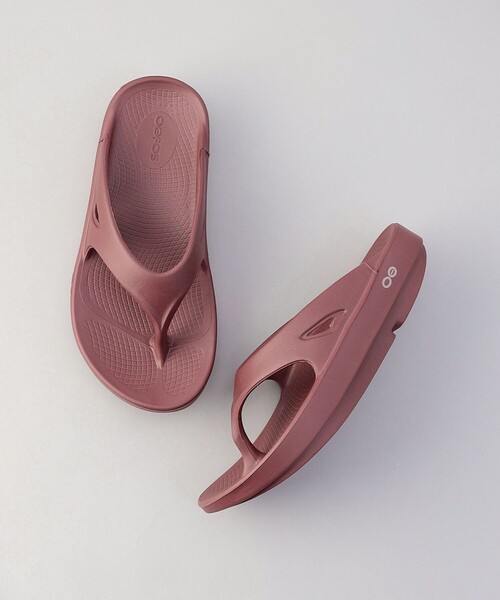 FREAK'S STORE（フリークスストア）の「OOFOS/ウーフォス OOriginal/ウーオリジナル（サンダル・レディース・ブラック/グレー/グリーン/ワインレッド/ベージュ/サックスブルー・7/6/8/5）」の6枚目の写真