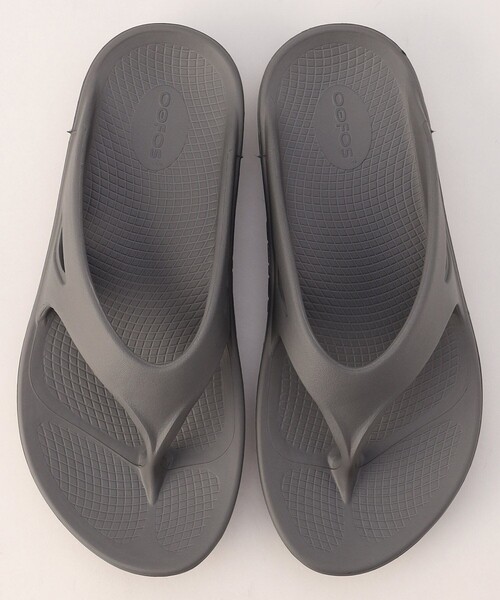 FREAK'S STORE（フリークスストア）の「OOFOS/ウーフォス OOriginal/ウーオリジナル（サンダル・レディース・ブラック/グレー/グリーン/ワインレッド/ベージュ/サックスブルー・7/6/8/5）」の16枚目の写真