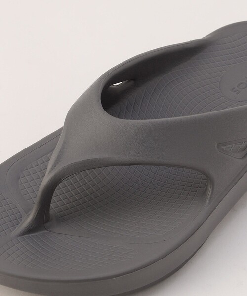 FREAK'S STORE（フリークスストア）の「OOFOS/ウーフォス OOriginal/ウーオリジナル（サンダル・レディース・ブラック/グレー/グリーン/ワインレッド/ベージュ/サックスブルー・7/6/8/5）」の21枚目の写真