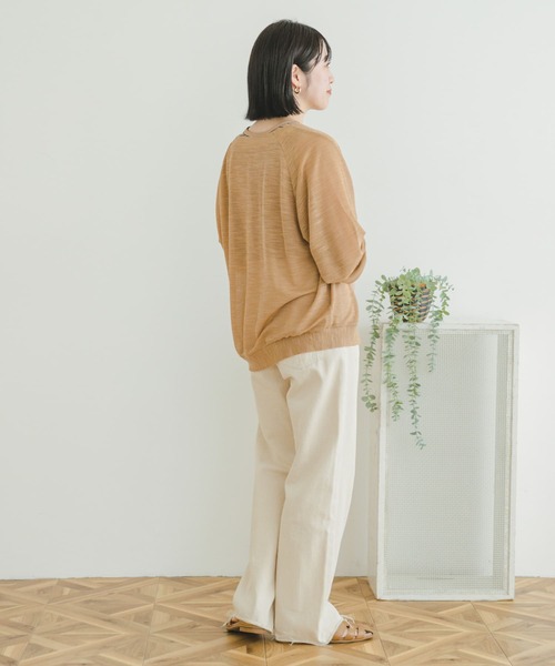 ITEMS URBANRESEARCH（アイテムズ アーバンリサーチ）の「シアーカットカーディガン（カーディガン/ボレロ・レディース・キャメル/オフホワイト/ブラック・FREE）」の11枚目の写真