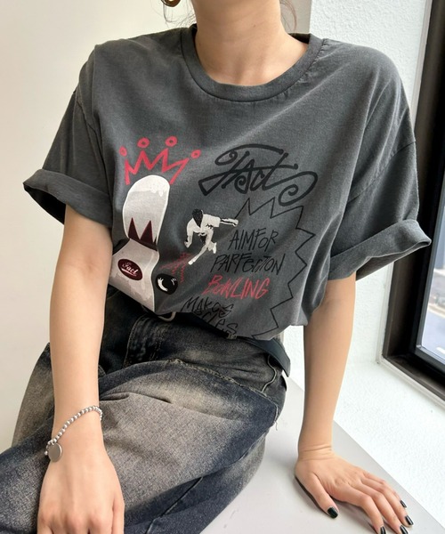 WHO'S WHO gallery（フーズフーギャラリー）の「COOPER FACTボーリングフォトビッグTEE（Tシャツ/カットソー・レディース・サックスブルー/ベージュ/ホワイト/ブラック/チャコールグレー・FREE）」の3枚目の写真