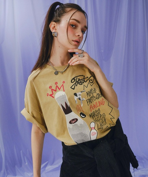 WHO'S WHO gallery（フーズフーギャラリー）の「COOPER FACTボーリングフォトビッグTEE（Tシャツ/カットソー・レディース・サックスブルー/ベージュ/ホワイト/ブラック/チャコールグレー・FREE）」の20枚目の写真
