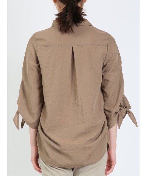 m.f.editorial（エムエフエディトリアル）の「m.f.エディトリアル レディース 袖リボン脇タック スキッパー シャツチュニック（シャツ/ブラウス・レディース・ブラウン/オレンジ・LARGE/MEDIUM）」の15枚目の写真