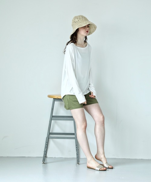 aity(アイティ)の「オフショルダー&ショートパンツ 長袖ラッシュガード上下セットアップ レディース(ラッシュガード・レディース・カーキ/モカ/その他2/その他4/その他3/ブラック/その他1/チャコール・L~LL/M~L)」の14枚目の写真