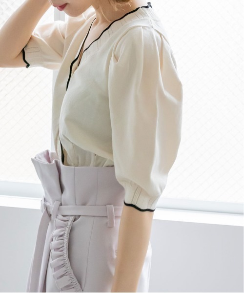 RANDA（ランダ）の「スカラップデザインショートカーデ（カーディガン/ボレロ・レディース・クリーム/ブラック/オレンジ/グリーン・FREE）」の21枚目の写真