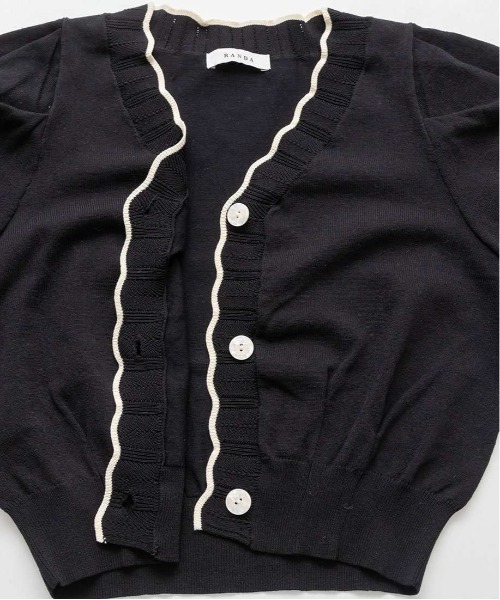 RANDA（ランダ）の「スカラップデザインショートカーデ（カーディガン/ボレロ・レディース・クリーム/ブラック/オレンジ/グリーン・FREE）」の7枚目の写真