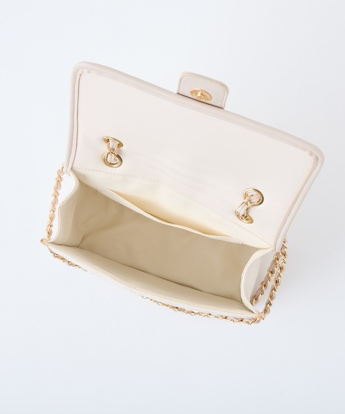 one after another NICE CLAUP（ワンアフターアナザーナイスクラップ）の「NCエンブレム付き/キルティングバックショルダーバック（ショルダーバッグ・レディース・ピンク/アイボリー/ブラック・FREE）」の16枚目の写真